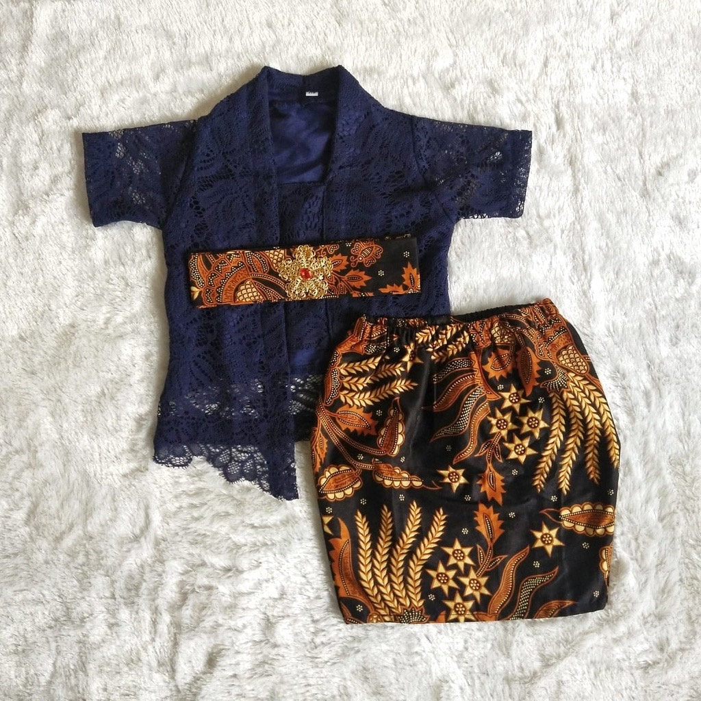 LACE KUTUBARU Baby Kebaya Set with Short Batik Skirt | Traditional Outfit (0–2.5 Years)
