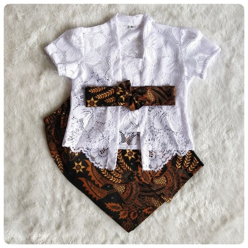 LACE KUTUBARU Baby Kebaya Set with Long Batik Skirt | Traditional Outfit (0–2.5 Years)