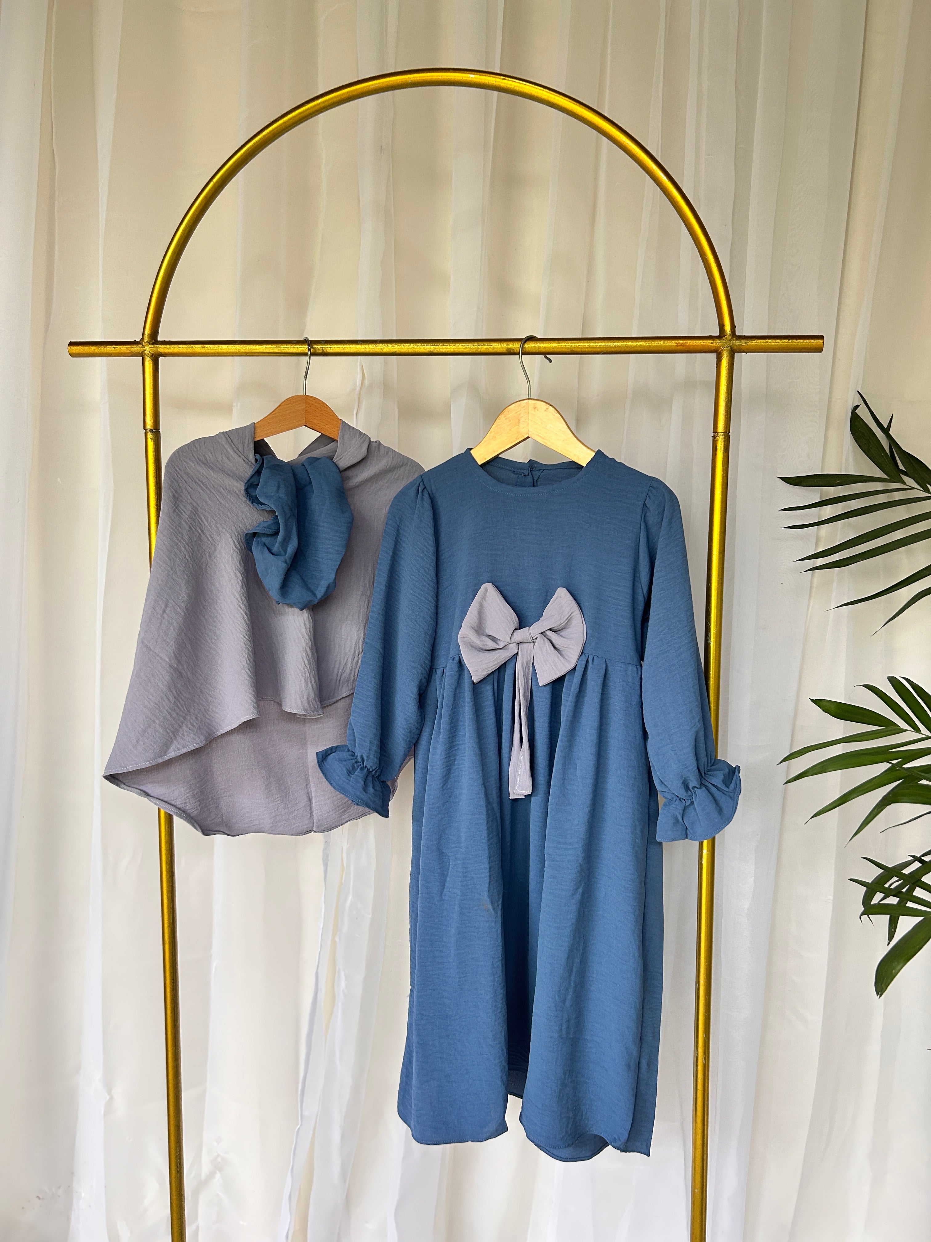 HASNA Baby Abaya Set with Ribbon & Bonnet | Eid & Ramadan Outfit (2–5Y)