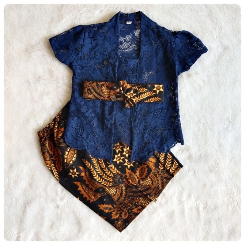 LACE KUTUBARU Baby Kebaya Set with Long Batik Skirt | Traditional Outfit (0–2.5 Years)