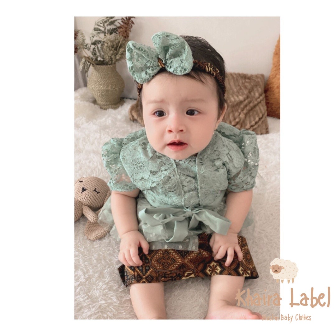 MAHESWARI Baby Kebaya Batik Set | Traditional Outfit (0–12 Months)